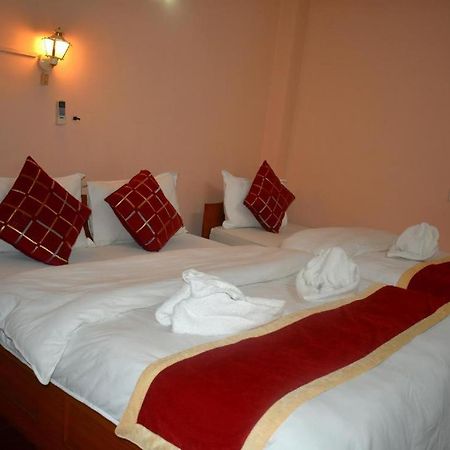 Festoon Hotel Katmandu Dış mekan fotoğraf
