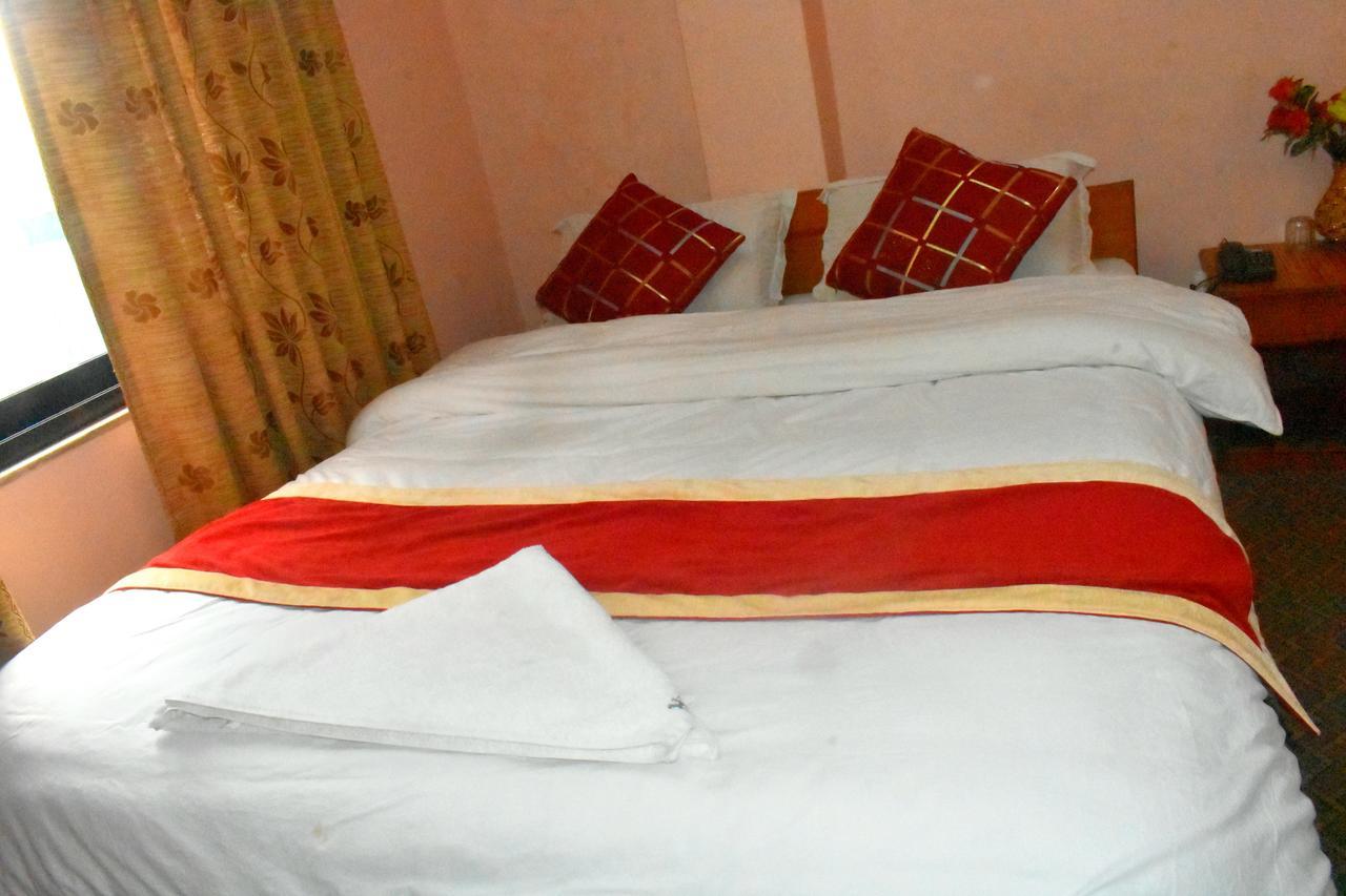 Festoon Hotel Katmandu Oda fotoğraf