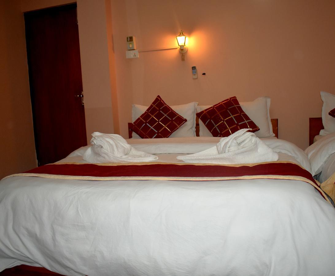 Festoon Hotel Katmandu Dış mekan fotoğraf